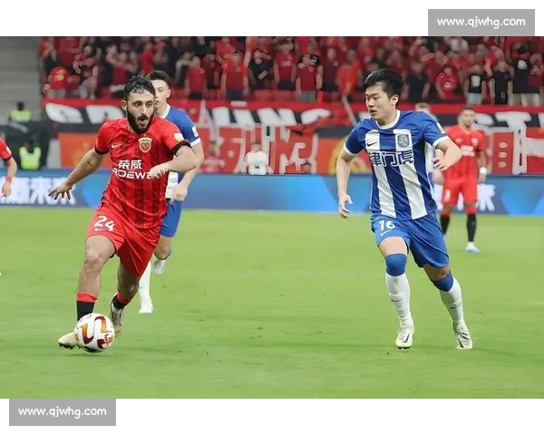 亚冠赛场上海海港对阵悉尼比分揭晓关键进球与比赛走势解析回顾